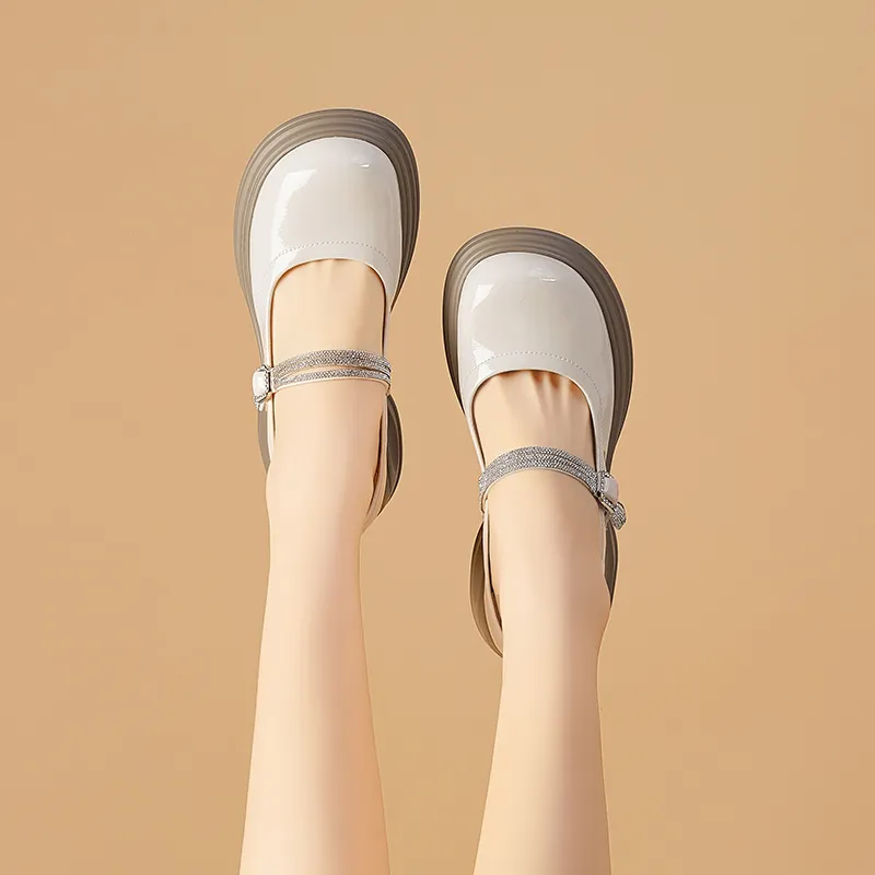 Bull charm Loafers Women's Black/Beige-8