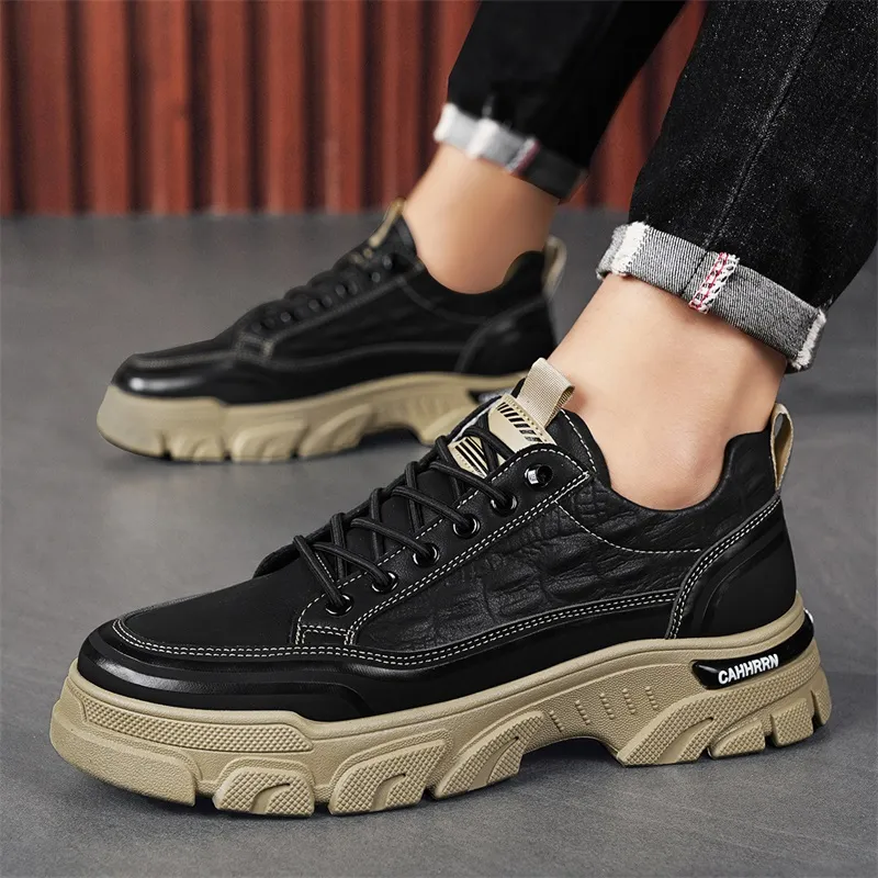 Bull Charm Abrasion-Resistant Low-Top Chunky Sneakers Men's-17