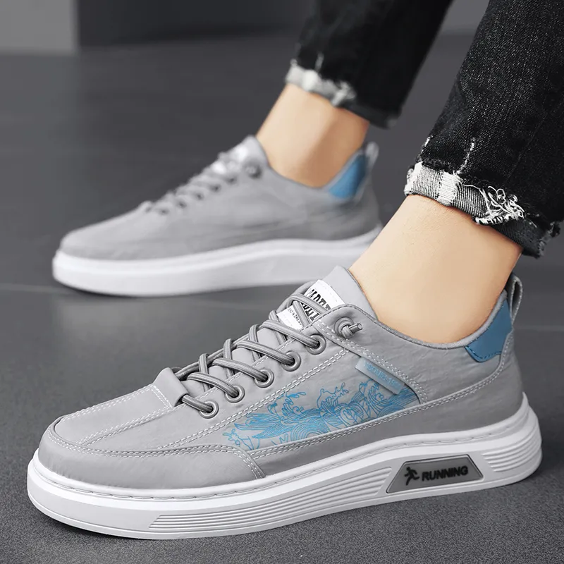 Bull Charm Low-Top Skateboard Shoes Men's-1