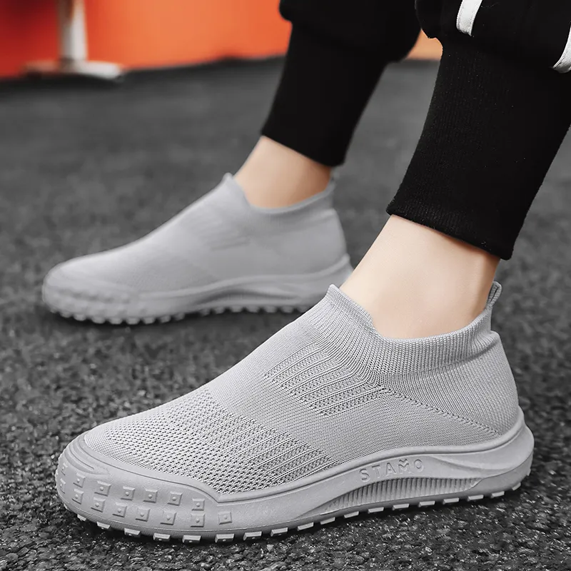 Bull Charm Shock Absorbers With Slip Resistant Features Mid Top Casual Shoes Men's-4