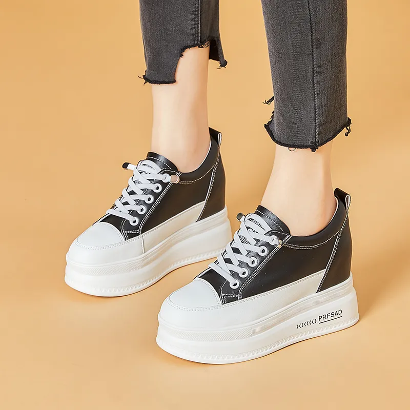 Bull Charm Low-Top Skateboard Shoes Women's-1