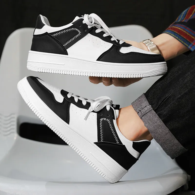 Bull Charm Low-Top Skateboard Shoes Men's-1