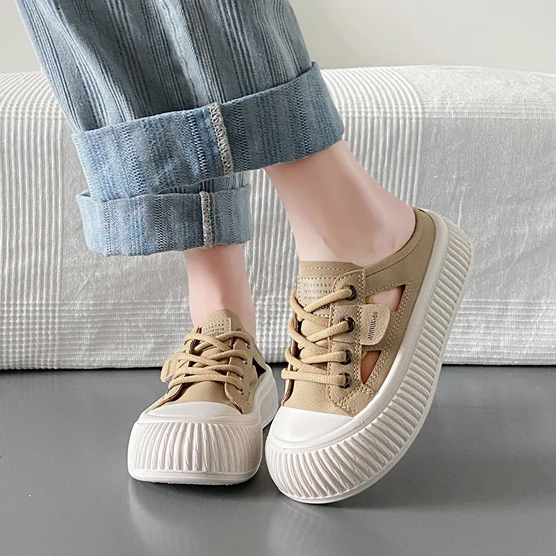 Bull Charm Wrap toe Slippers Women's-9