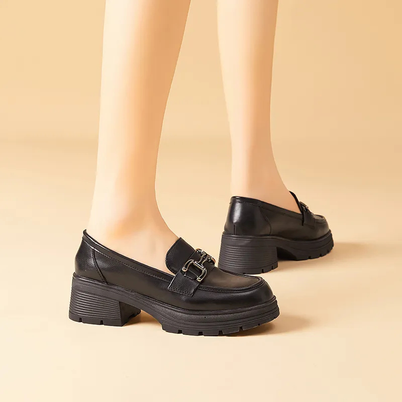 Bull charm Loafers Women's Black-1