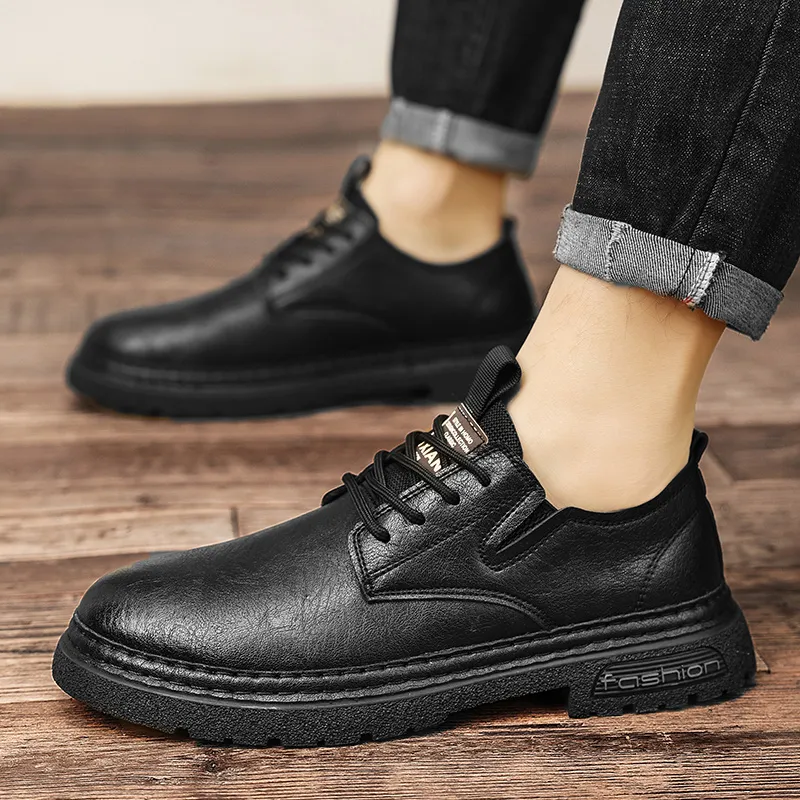 Bull charm Casual Shoes Men Low Top Black/Khaki-1