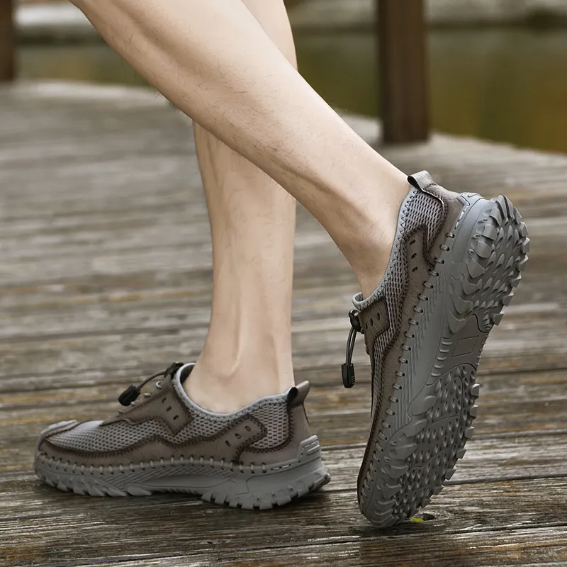 Bull Charm Abrasion-Resistant Casual Shoes Men's-5