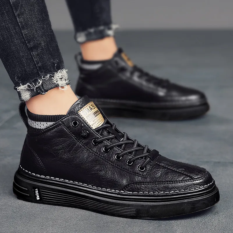 Bull Charm Abrasion Resistant Mid Top Skateboard Shoes Unisex-21