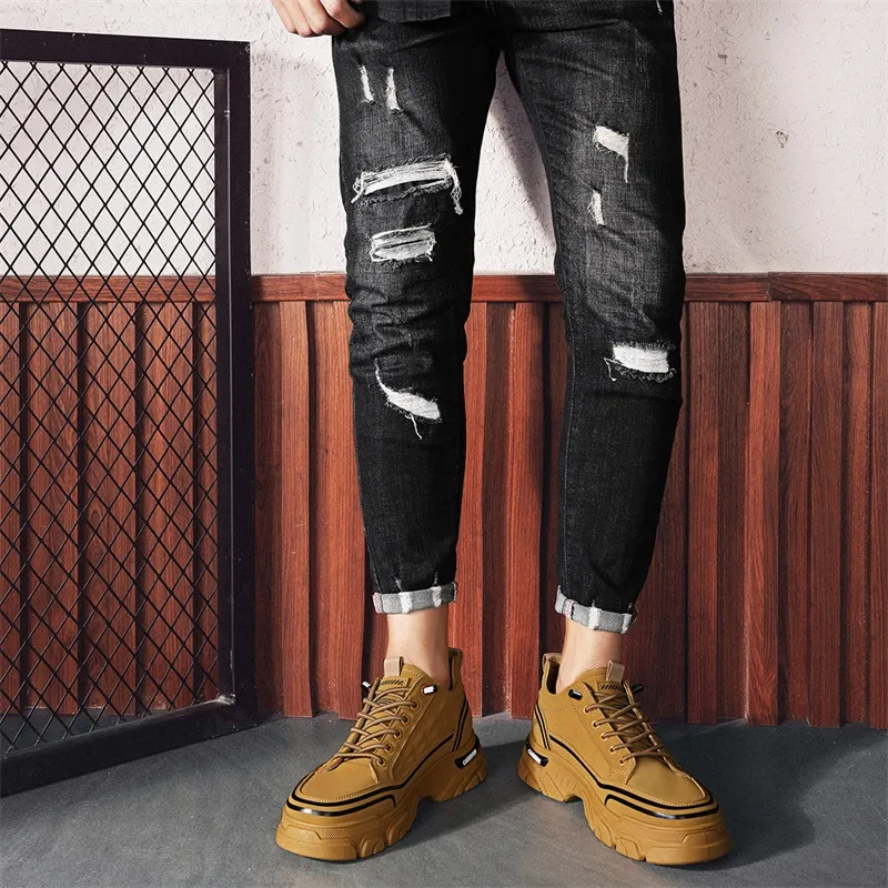 Bull Charm Abrasion-Resistant Low-Top Chunky Sneakers Men's-9