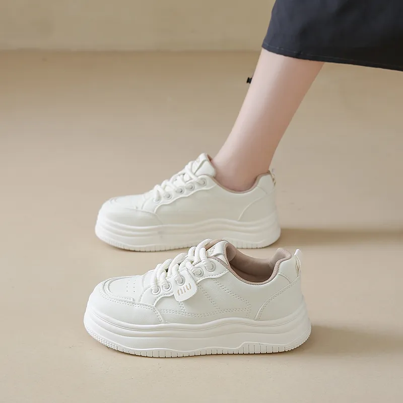Bull Charm Low Top Skateboard Shoes Women's-9