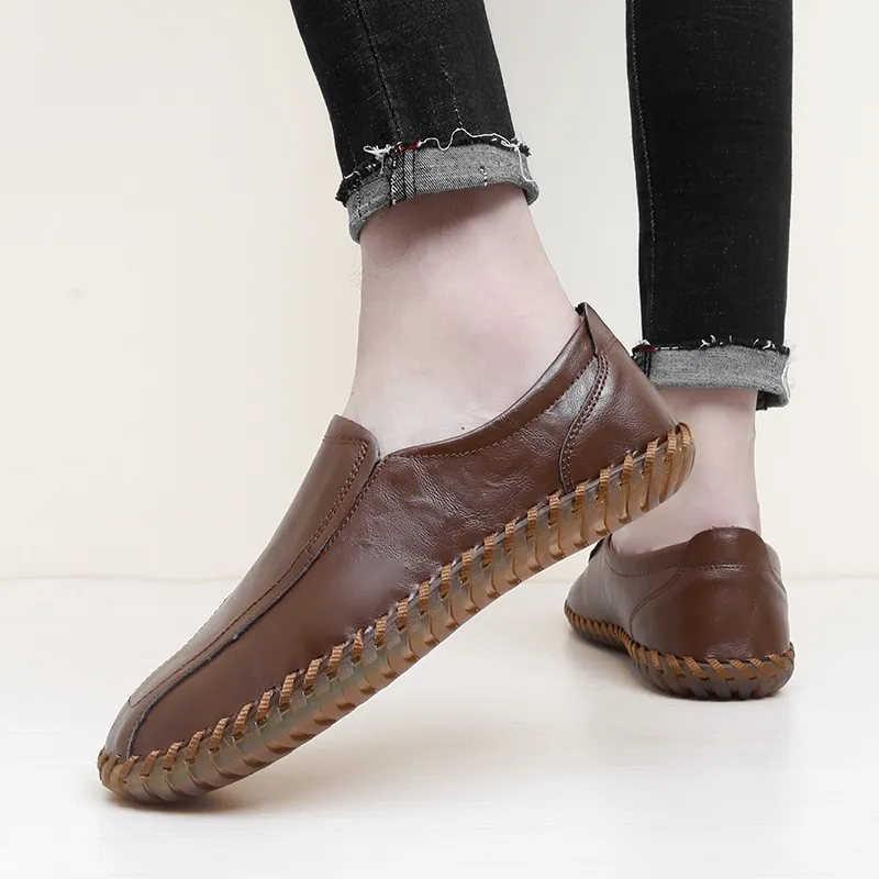 Bull charm Gommino Loafers Men Black/White/Brown-14