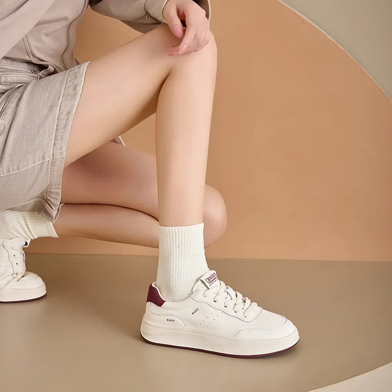 Bull Charm Low-Top Skateboard Shoes Women's-11