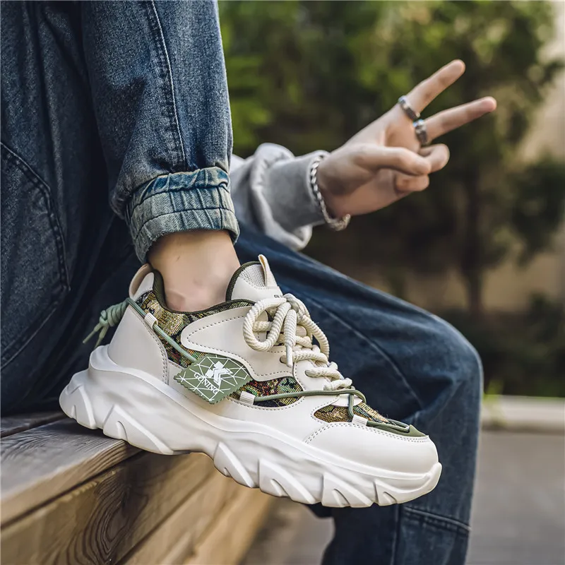 Bull Charm Low-Top Chunky Sneakers Men's-10