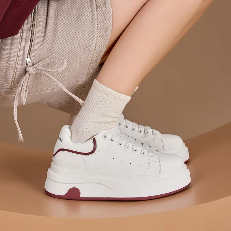 Bull Charm Low-Top Skateboard Shoes Women's-7