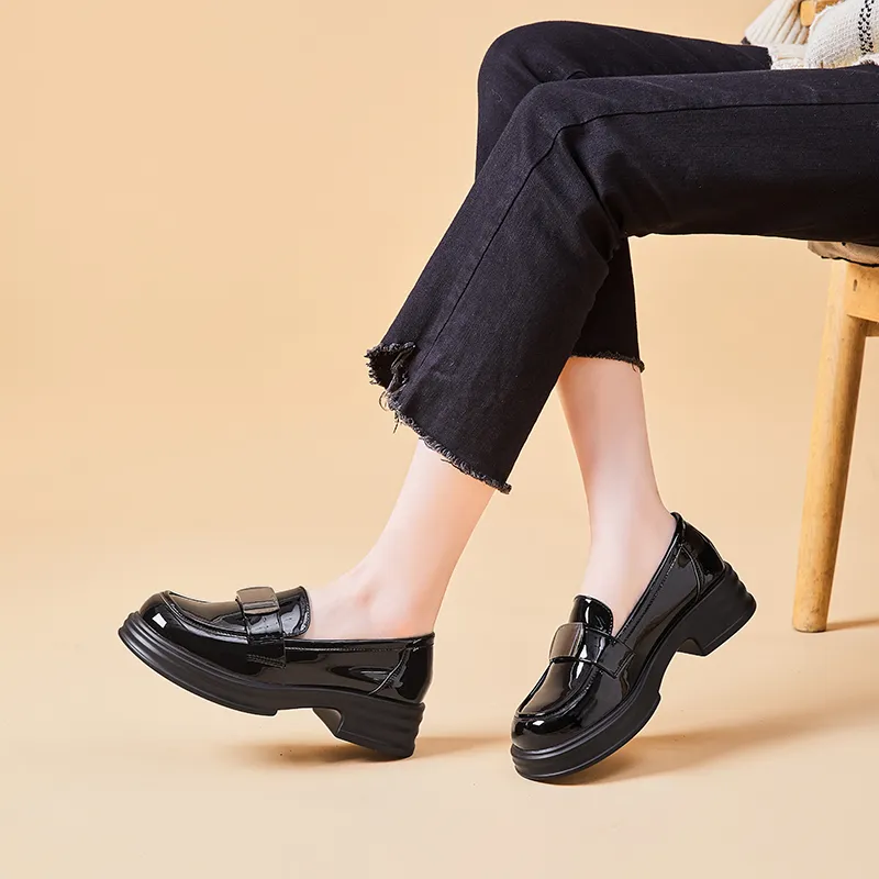 Bull Charm Loafers 4cm Women's Black-4