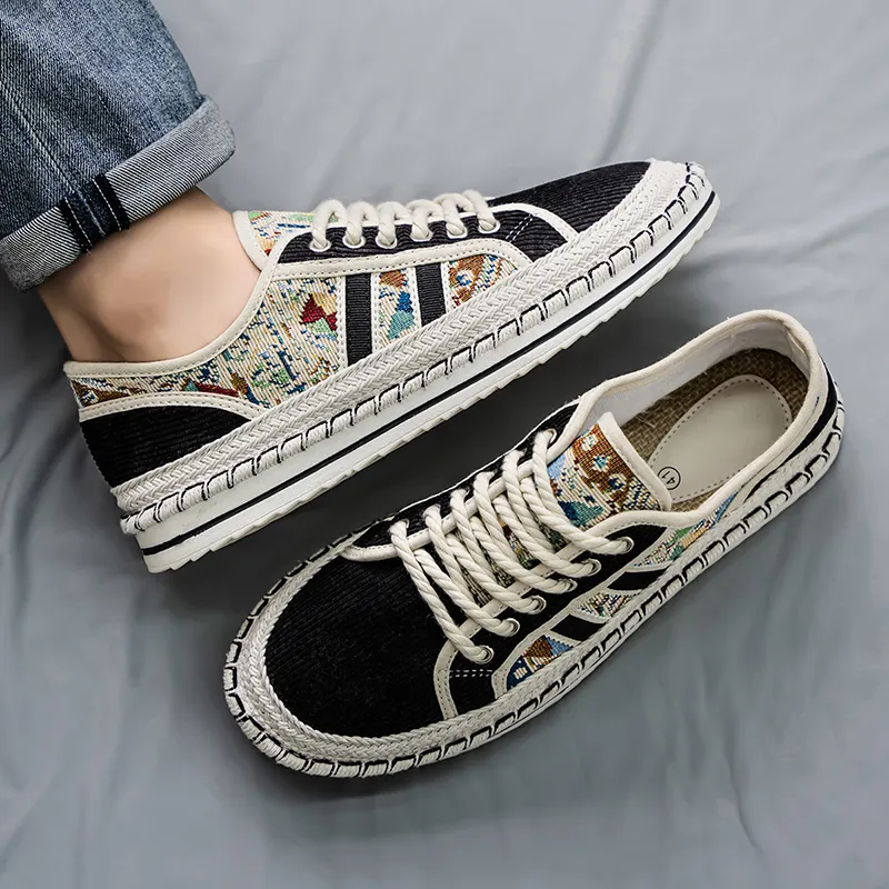 Bull Charm Abrasion Resistant Low Top Canvas Shoes Men's-10