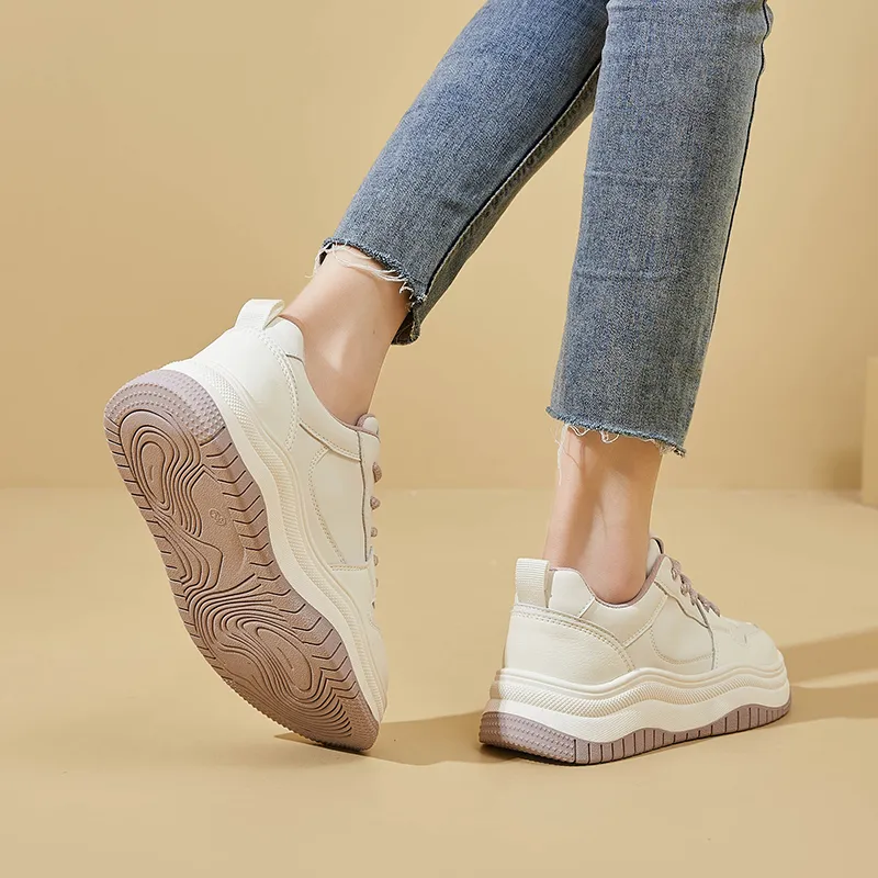 Bull Charm Abrasion Resistant Low Top Skateboard Shoes Women's-11