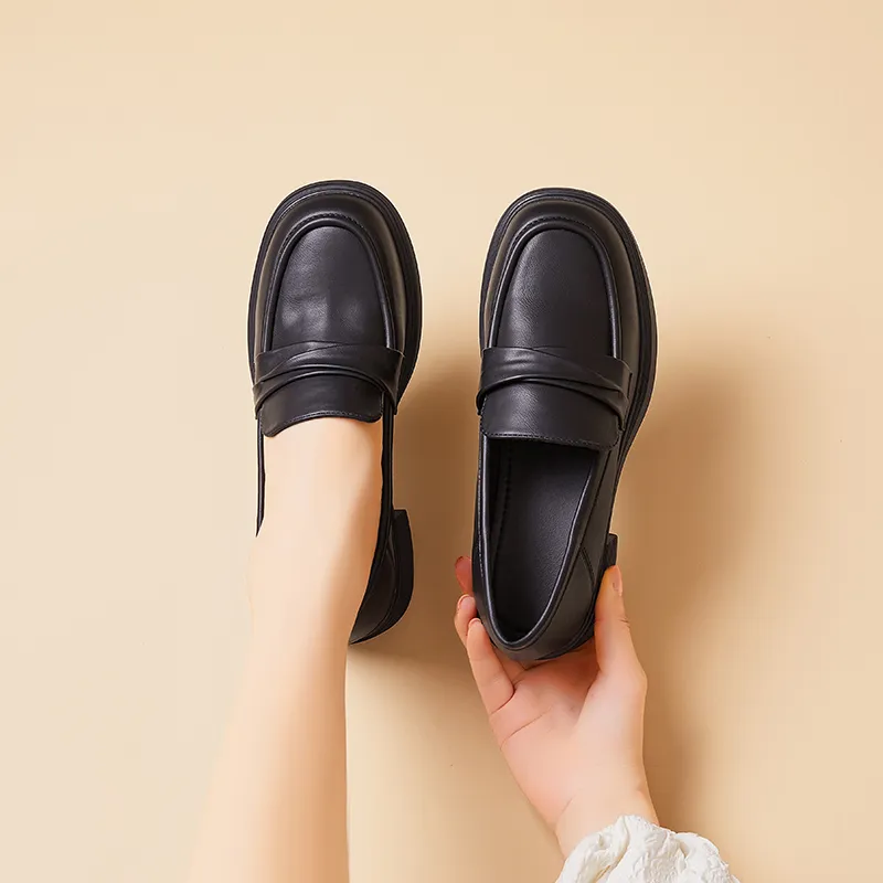 Bull Charm Loafers 4cm Women's Black-3