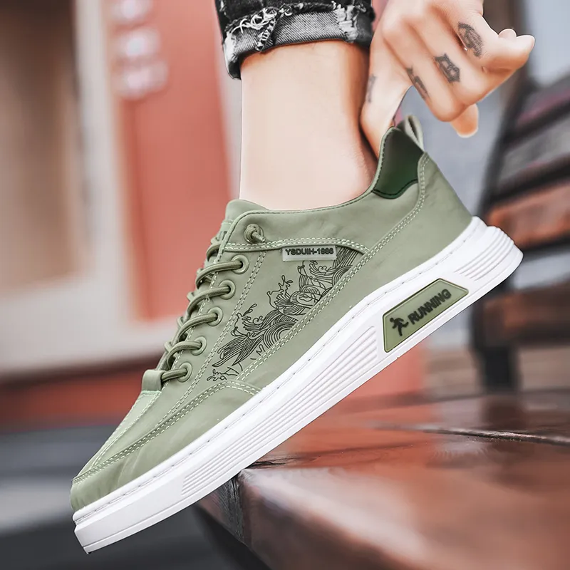 Bull Charm Low-Top Skateboard Shoes Men's-15