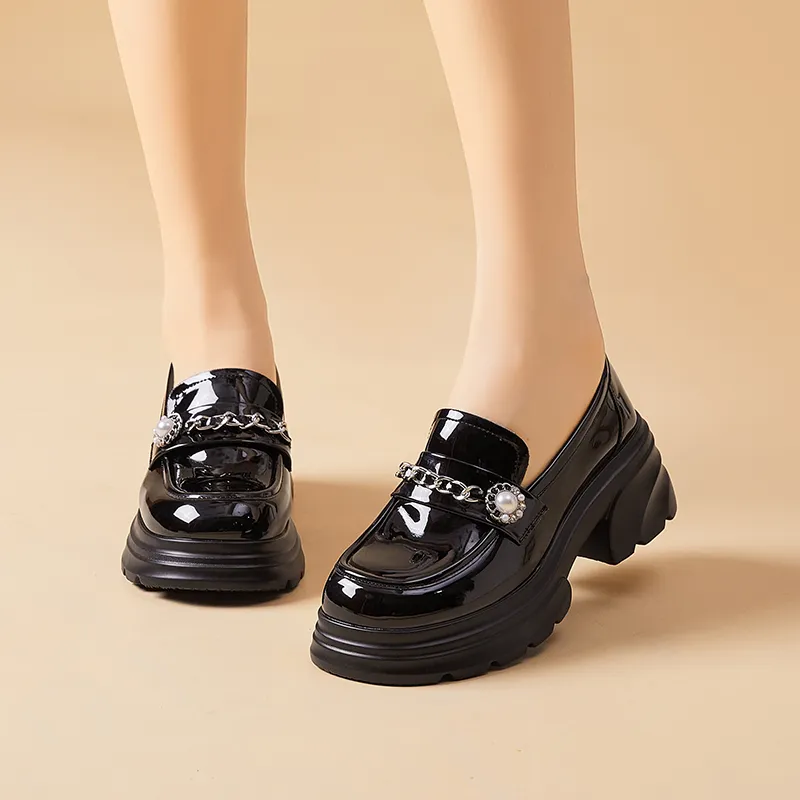 Bull charm Loafers Women's Black/White-2