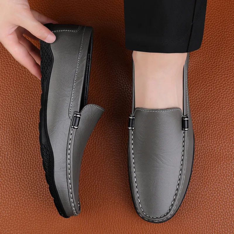 Bull charm Gommino Loafers Men Black/Gray-5
