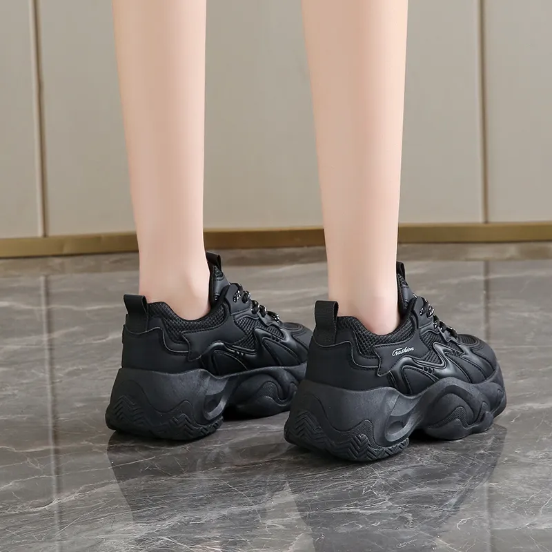 Bull Charm Abrasion-Resistant Slip-Resistant Low-Top Chunky Sneakers Women's-7