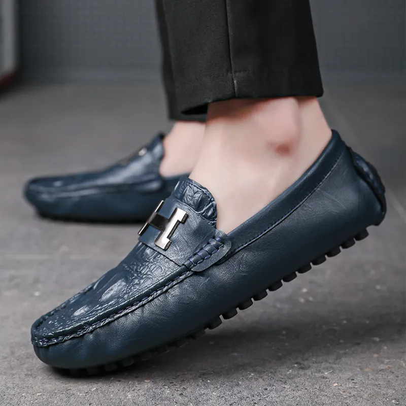 Bull charm Gommino Loafers Men Black/White/Gray/Blue-10
