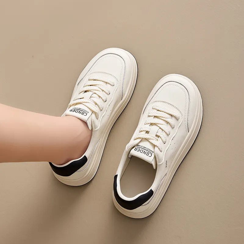 Bull Charm Low-Top Skateboard Shoes Women's-2
