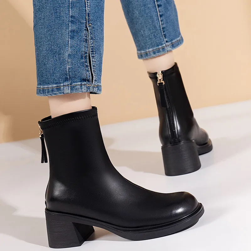Bull Charm Short Chelsea Boots Women's-1
