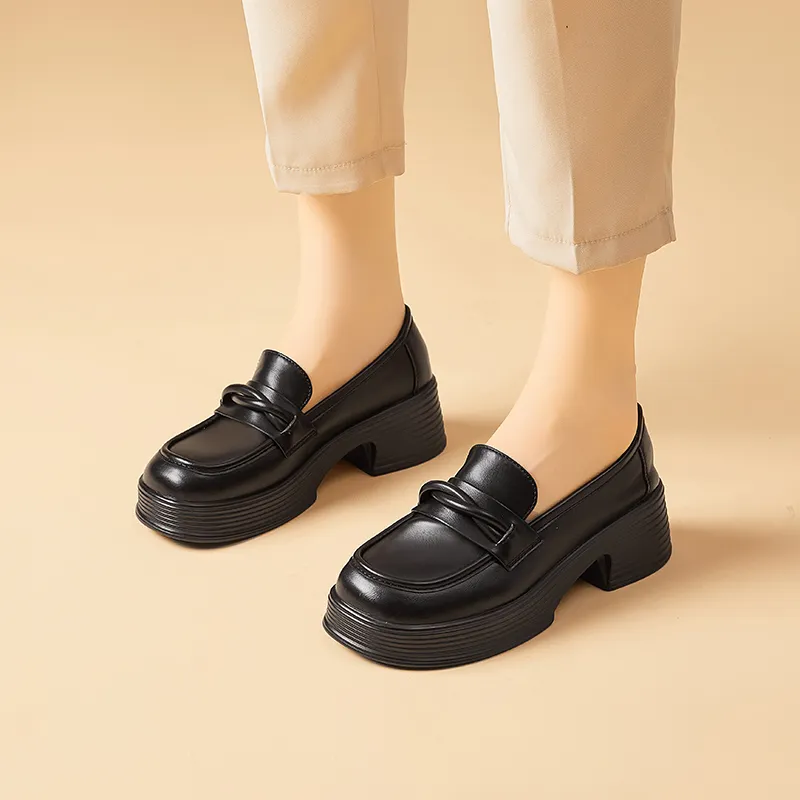 Bull Charm Loafers Women's Black-1