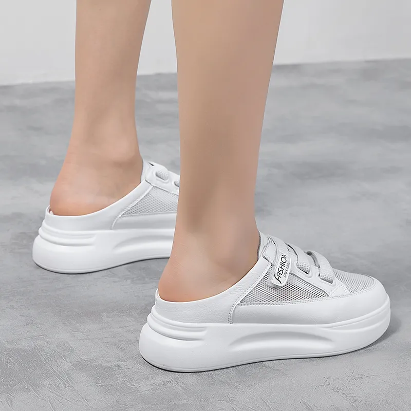 Bull Charm Slip Resistant Wrap toe Slippers Women's-3