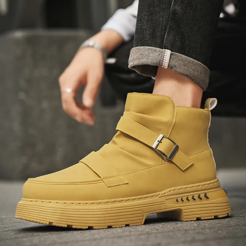 Bull Charm Short Martin Boot Unisex-9