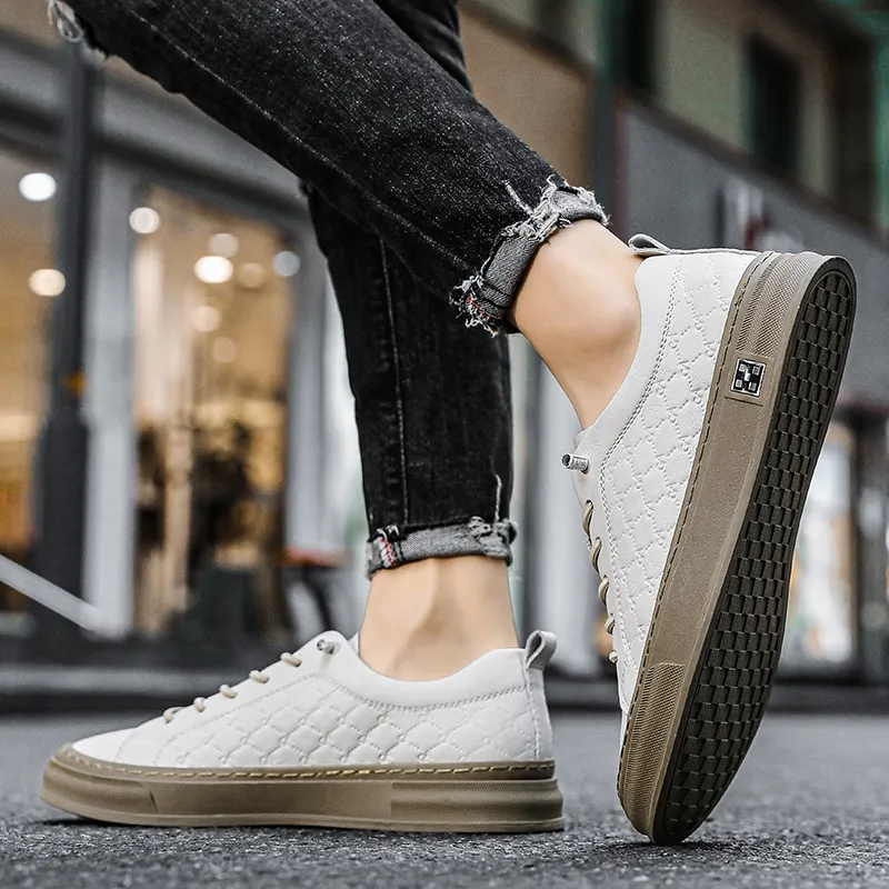 Bull Charm Low-Top Casual Shoes Men's-6