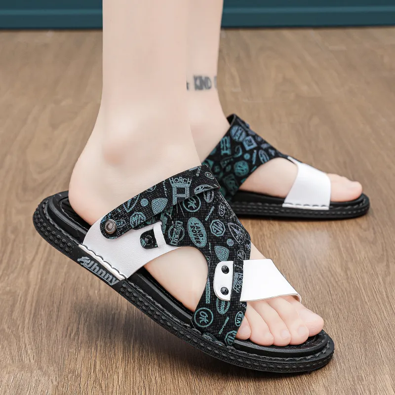 Bull charm Beach Sandals Men-3