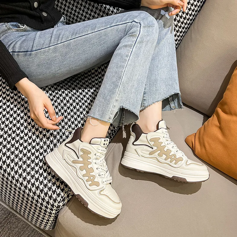 Bull Charm Mid-Top Skateboard Shoes Women's-17