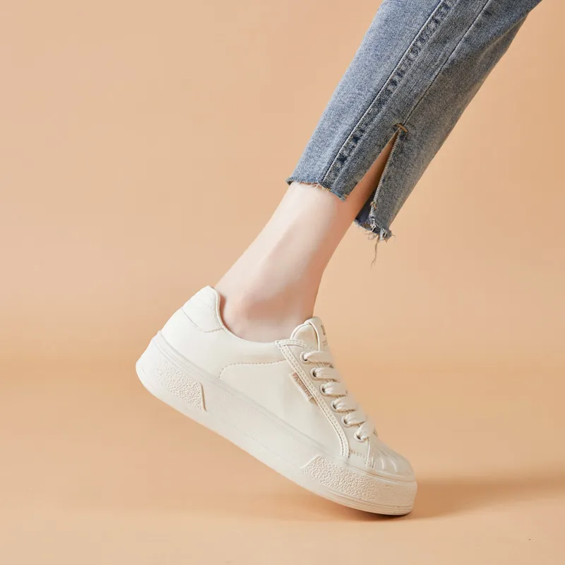 Bull Charm Low-Top Skateboard Shoes Women's-4