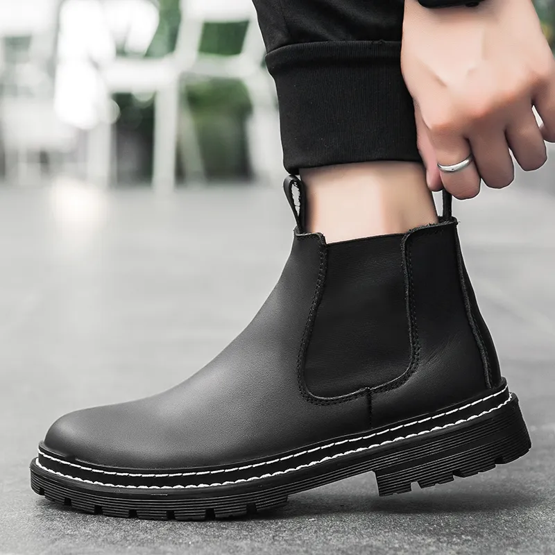 Bull Charm Short Chelsea Boots Men's Black-11