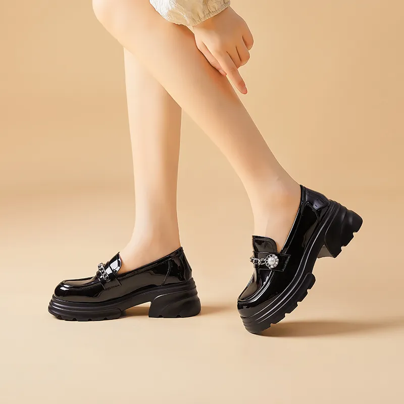 Bull charm Loafers Women's Black/White-3