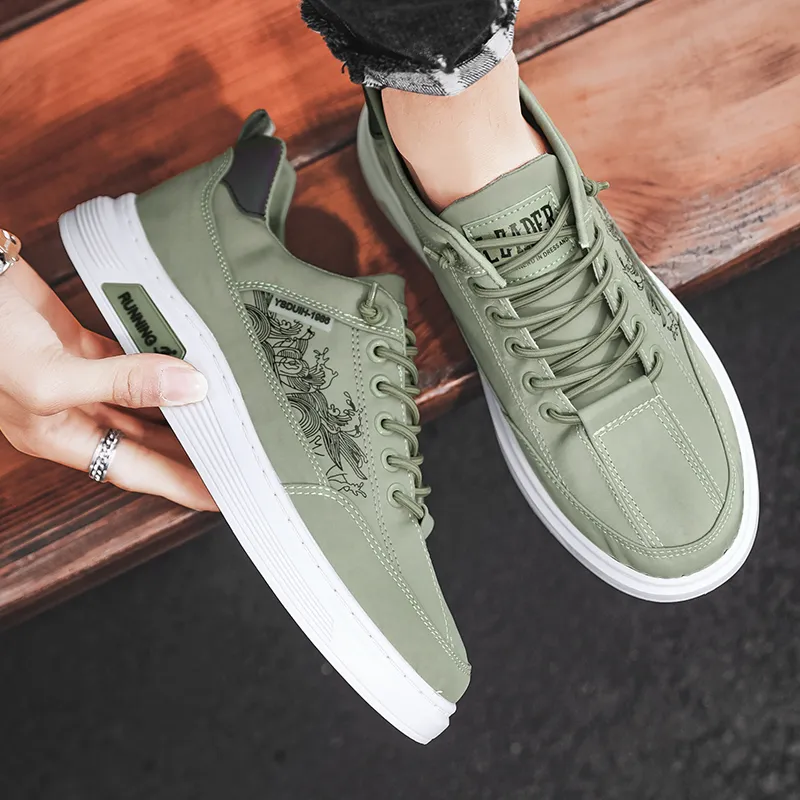 Bull Charm Low-Top Skateboard Shoes Men's-14