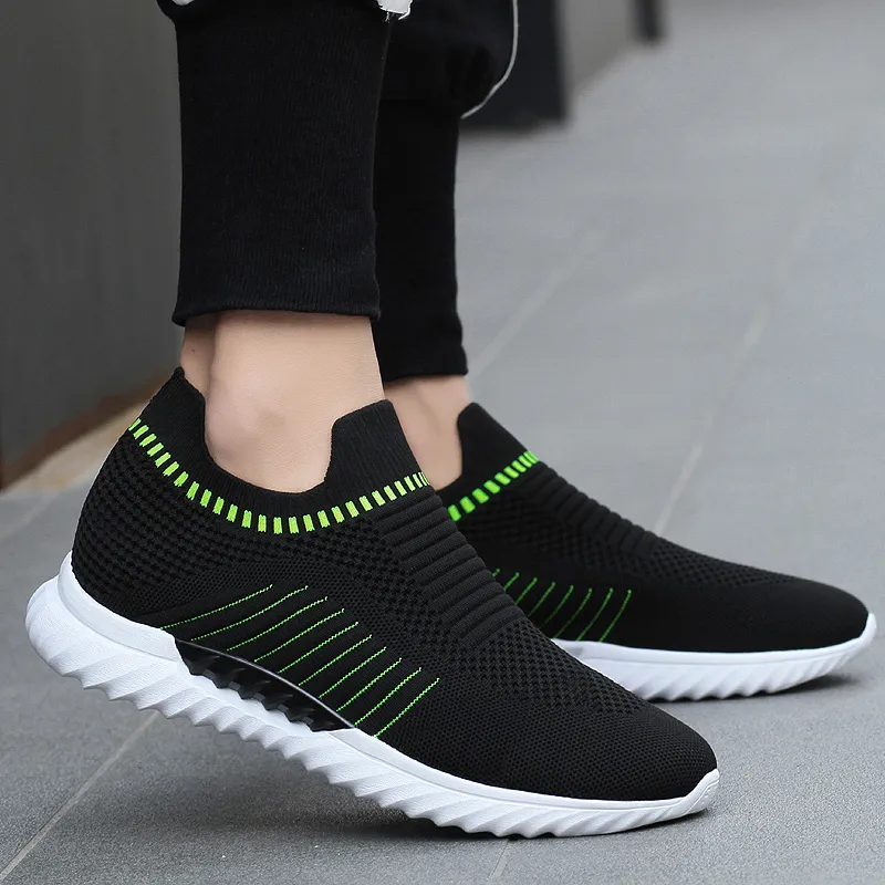 Bull Charm Low Top Casual Shoes Men's-8
