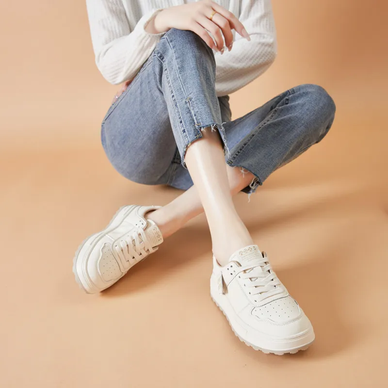 Bull Charm Abrasion Resistant Low Top Casual Shoes Women's-2