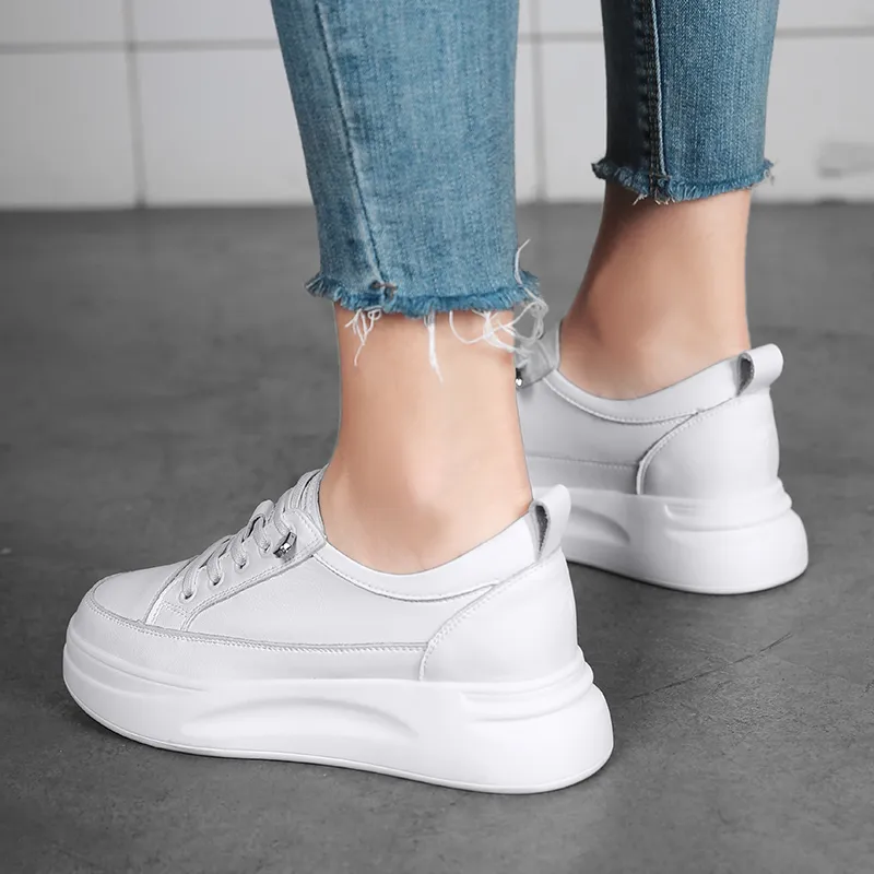 Bull Charm Abrasion Resistant Low Top Skateboard Shoes Women's-11