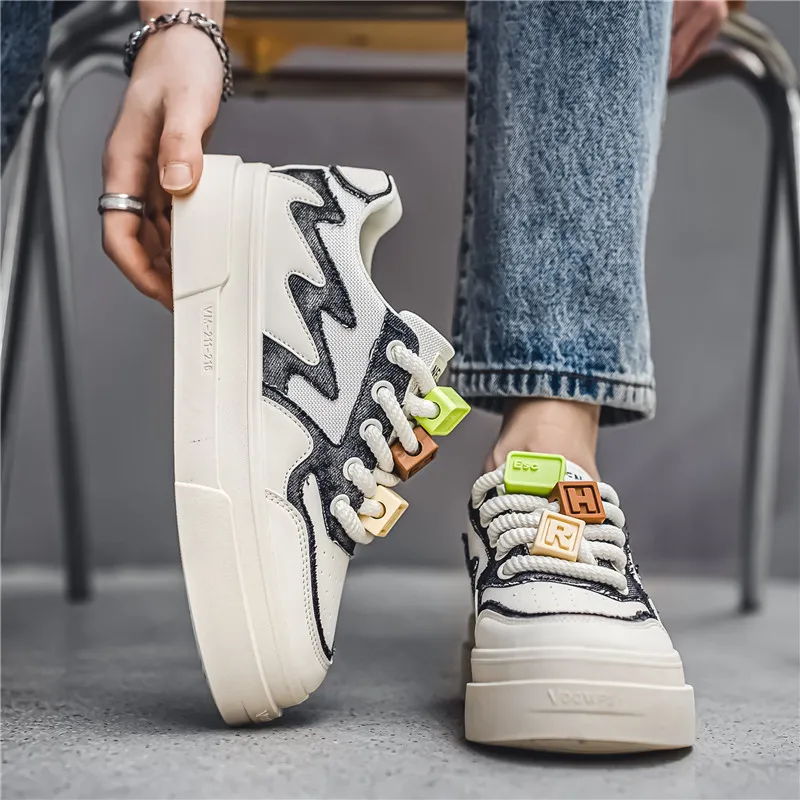 Bull Charm Low-Top Skateboard Shoes Men's-9