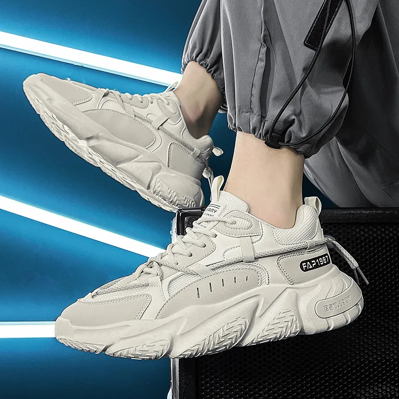 Bull Charm Slip-Resistant Chunky Sneakers Men's-8