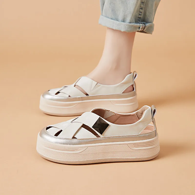 Bull Charm Beach Sandals Women's-1