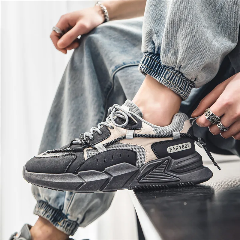 Bull Charm Slip Resistant Low Top Chunky Sneakers Men's-10