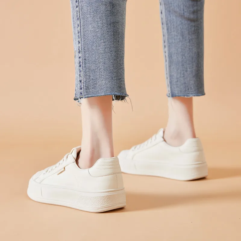 Bull Charm Low-Top Skateboard Shoes Women's-5