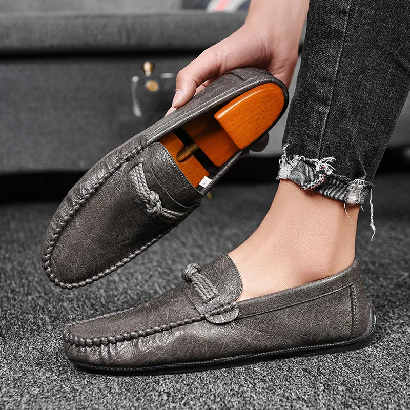 Bull charm Loafers Men-14