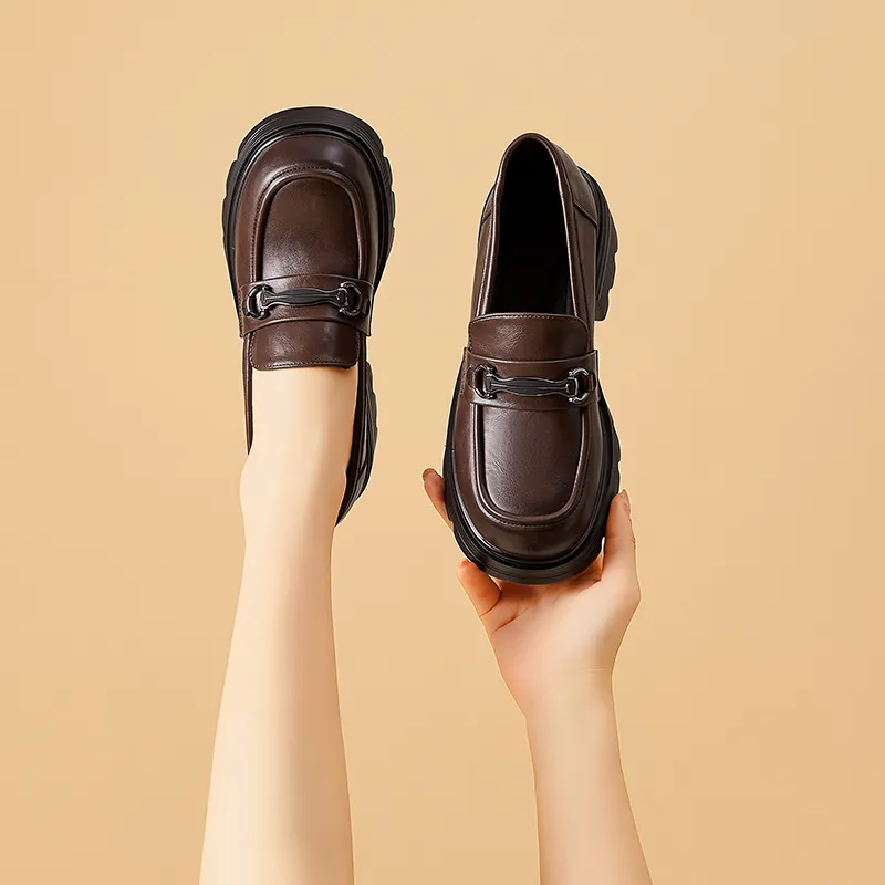 Bull charm Loafers Women's-10