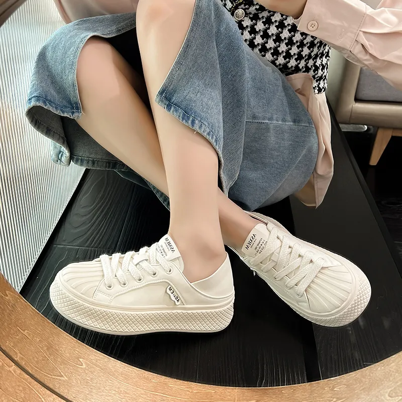 Bull Charm Low-Top Skateboard Shoes Women's-2