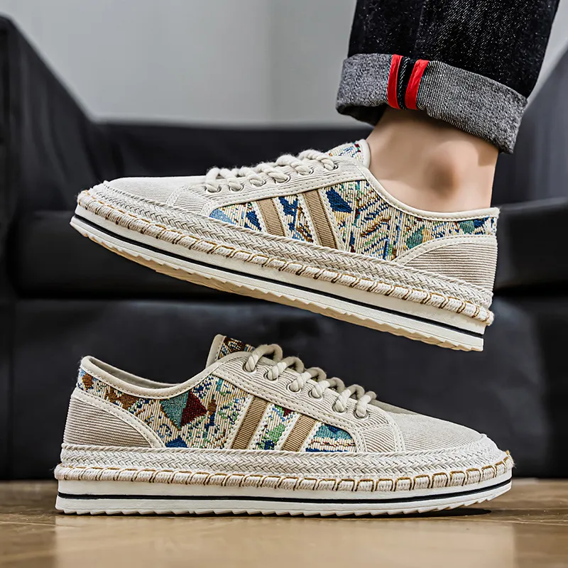 Bull Charm Abrasion Resistant Low Top Canvas Shoes Men's-4